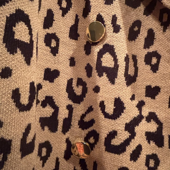 NWT” WOW!!!- KASPER ANIMAL PRINT SWEATER COAT- BRAND NEE!! - Picture 9 of 13
